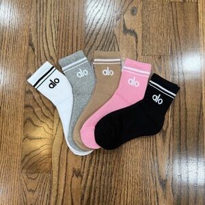 Alo Throwback socks 5 pairs brand new